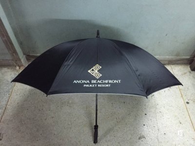 ร่มกลอ์ฟ