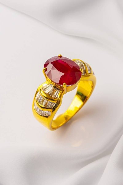 Ring with ruby and diamond | AP003R2