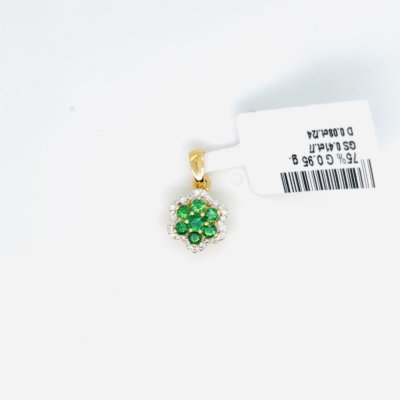 Green sapphire