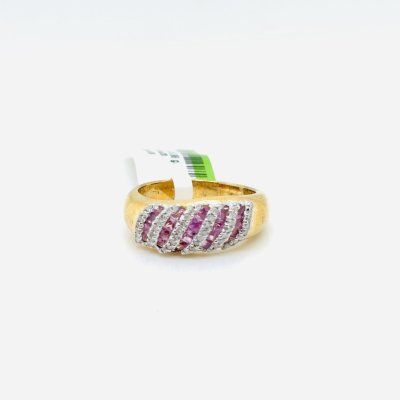 Pink sapphire