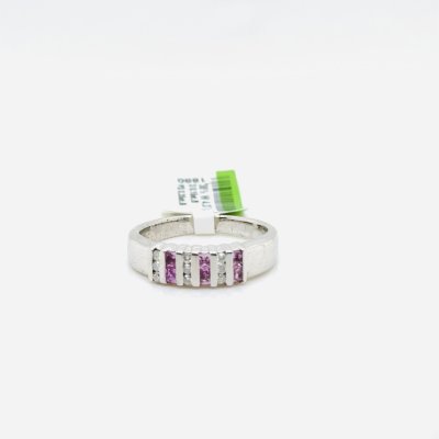 Pink sapphire