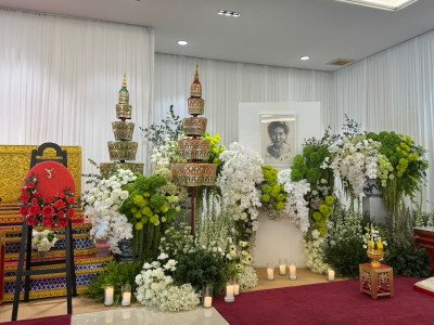 จัดดอกไม้งานศพ, ดอกไม้งานศพ, งานดอกไม้พิธีศพ, รับจัดดอกไม้งานศพ, บริการจัดดอกไม้งานศพ, ดอกไม้หน้าเมรุ, ดอกไม้ประดับเมรุ, ดอกไม้พิธีพระราชทานเพลิงศพ,  Lefloriste, งานดอกไม้คุณภาพ, ดอกไม้แสดงความอาลัย, ดอกไม้โทนขาวเขียว, พิธีพระราชทานเพลิงศพ, งานศพ, พิธีศพ,