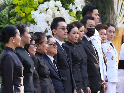 จัดดอกไม้งานศพ, ดอกไม้งานศพ, งานดอกไม้พิธีศพ, รับจัดดอกไม้งานศพ, บริการจัดดอกไม้งานศพ, ดอกไม้หน้าเมรุ, ดอกไม้ประดับเมรุ, ดอกไม้พิธีพระราชทานเพลิงศพ,  Lefloriste, งานดอกไม้คุณภาพ, ดอกไม้แสดงความอาลัย, ดอกไม้โทนขาวเขียว, พิธีพระราชทานเพลิงศพ, งานศพ, พิธีศพ,