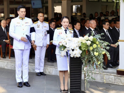 จัดดอกไม้งานศพ, ดอกไม้งานศพ, งานดอกไม้พิธีศพ, รับจัดดอกไม้งานศพ, บริการจัดดอกไม้งานศพ, ดอกไม้หน้าเมรุ, ดอกไม้ประดับเมรุ, ดอกไม้พิธีพระราชทานเพลิงศพ,  Lefloriste, งานดอกไม้คุณภาพ, ดอกไม้แสดงความอาลัย, ดอกไม้โทนขาวเขียว, พิธีพระราชทานเพลิงศพ, งานศพ, พิธีศพ,