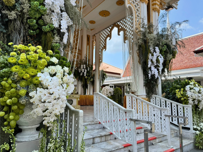 จัดดอกไม้งานศพ, ดอกไม้งานศพ, งานดอกไม้พิธีศพ, รับจัดดอกไม้งานศพ, บริการจัดดอกไม้งานศพ, ดอกไม้หน้าเมรุ, ดอกไม้ประดับเมรุ, ดอกไม้พิธีพระราชทานเพลิงศพ,  Lefloriste, งานดอกไม้คุณภาพ, ดอกไม้แสดงความอาลัย, ดอกไม้โทนขาวเขียว, พิธีพระราชทานเพลิงศพ, งานศพ, พิธีศพ,