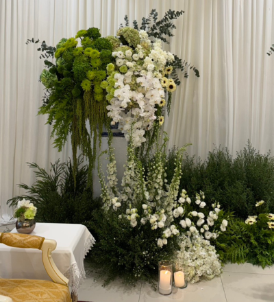 จัดดอกไม้งานศพ, ดอกไม้งานศพ, งานดอกไม้พิธีศพ, รับจัดดอกไม้งานศพ, บริการจัดดอกไม้งานศพ, ดอกไม้หน้าเมรุ, ดอกไม้ประดับเมรุ, ดอกไม้พิธีพระราชทานเพลิงศพ,  Lefloriste, งานดอกไม้คุณภาพ, ดอกไม้แสดงความอาลัย, ดอกไม้โทนขาวเขียว, พิธีพระราชทานเพลิงศพ, งานศพ, พิธีศพ,