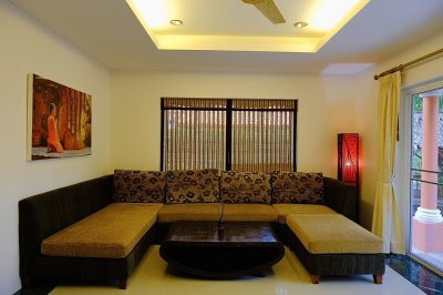 ให้เช่าบ้านไทยสไตล์ 2 ชั้นใกล้หาดราไวย์และหาดในหานภูเก็ต