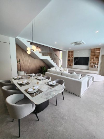 Luxury 4-Bedroom Pool Villa for Sale in Kathu, Phuket