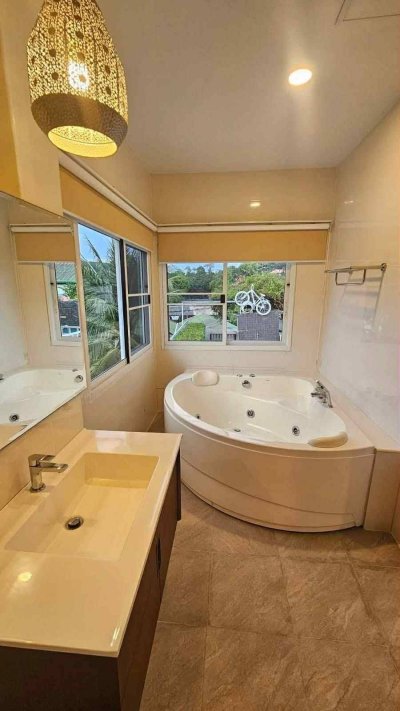 Pool Villa for Rent in Rawai, Phuket – Mountain View