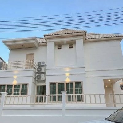 ทาวน์เฮ้าส์ 2 ชั้นให้เช่าที่หาดป่าตอง ใกล้จังซีลอนภูเก็ต