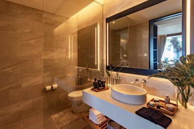 MontAzure Lakeside Studio