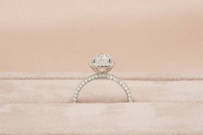 Round Cut Diamond With Halo and Three Sides Pavé