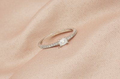 Emerald Cut Diamond With East-West Setting and Pave Band Solitaire Ring