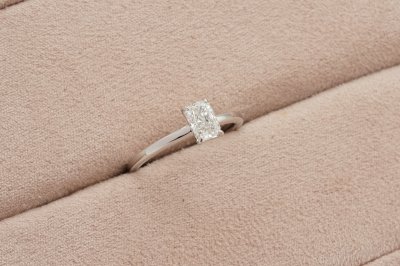 Radiant Cut Diamond With Plain Basket Solitaire Ring l