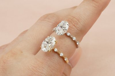 Oval Cut Diamond With Polka Dot Setting