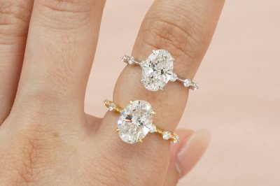 Oval Cut Diamond With Polka Dot Setting