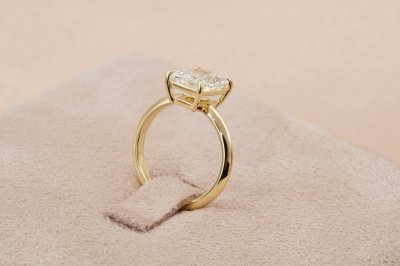 Radiant Cut Diamond With Plain Basket Solitaire Ring ll