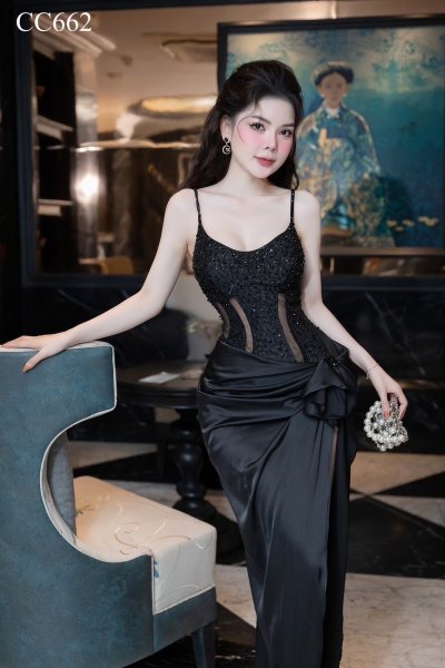 เดรสยาวสีดำสายเดี่ยวสม็อกเอวตกแต่งลูกปัดคริสตัล