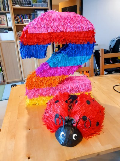 Pi[ck]nata Piñatas I