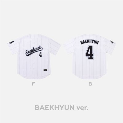 (พร้อมส่ง✨) (B VER.) BASEBALL UNIFORM เสื้อเบสบอล EXO - Cream soda