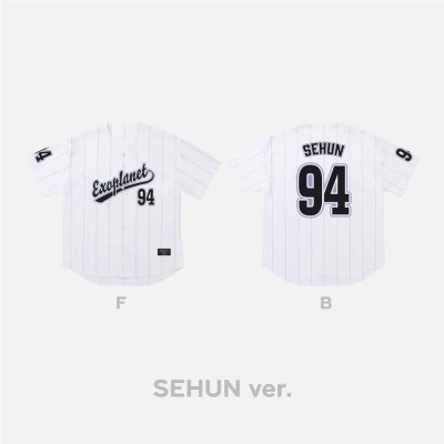 (พร้อมส่ง✨) (A VER.) BASEBALL UNIFORM เสื้อเบสบอล EXO - Cream soda