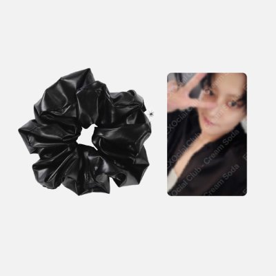 (พร้อมส่ง✨) HAIR CHOU CHOU + PHOTO CARD SET EXO - Cream soda