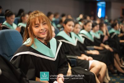 พิธีมอบประกาศนียบัตร ผู้สำเร็จการศึกษา ประจำปีการศึกษา 2560