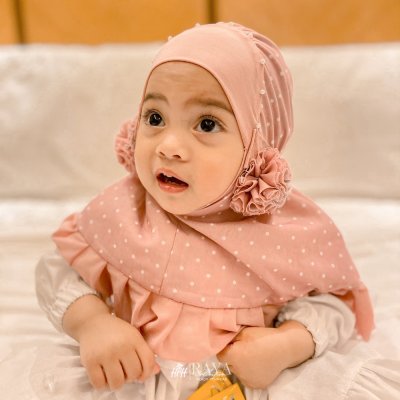 Hijab Polka Size S & SS