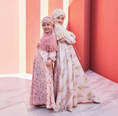 Zania Dress