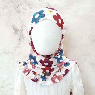 Hijab Dahlia