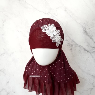 Hijab Polka Size S & SS