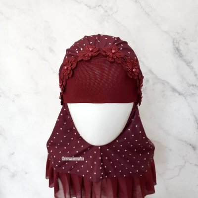 Hijab Polka Size S & SS