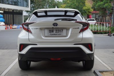 toyota C-HR 1.8 HV Hi ปี 2018