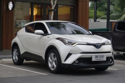 toyota C-HR 1.8 HV Hi ปี 2018