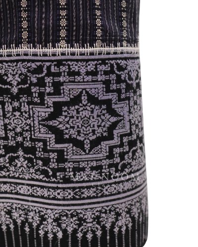 ผ้าไหมลายอันลูยซีมโบราณ ทอสลับยกขิดดอกพิกุล ต่อเชิงซิ่นยกไหมราชวัตรย่อมุมไม้สิบสอง