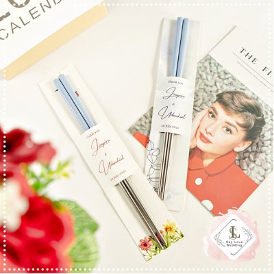 ตะเกียบสแตนเลส ด้ามจับข้าวฟ่าง – ของชำร่วยงานแต่งความหมายดี ใช้งานได้จริง