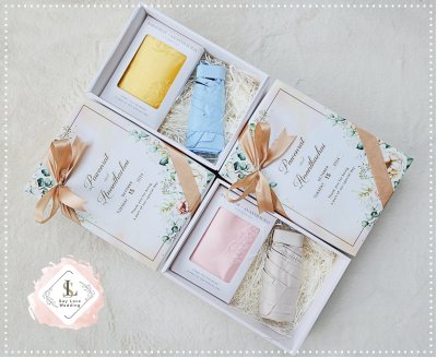 ของรับไหว้ผู้ใหญ่   ร่มพับกันuv + ผ้าแพรพรีเมี่ยม