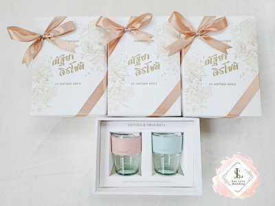 ของรับไหว้งานแต่ง แก้วกาแฟหนังจับคู่ 2 ใบ ของรับไหว้พรีเมี่ยม