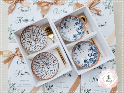 ของรับไหว้ ชุดชามญี่ปุ่นคู่พร้อมช้อนส้อมทอง