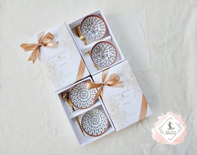 ของรับไหว้ ชุดชามญี่ปุ่นคู่พร้อมช้อนส้อมทอง