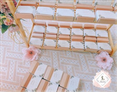 ที่ตั้งโทรศัพท์ / ที่วางโทรศัพท์ ของชำร่วยงานแต่ง ความหมายดี ใช้งานได้จริง