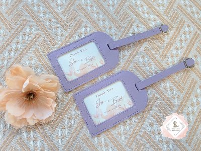 ของชำร่วยงานแต่ง แท็กห้อยกระเป๋า | สั่งทำสกรีนชื่อบ่าวสาว