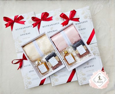 ชุดรับไหว้ ผ้าแพร น้ำผึ้ง ข้าว 3 กษัตริย์