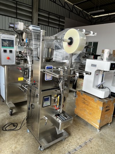 เครื่องบรรจุผงออโต้ รุ่น HZFS-200