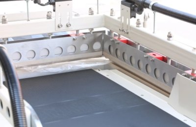 เครื่องตัดฟิล์มอัตโนมัติ+เครื่องอบฟิล์มหด รุ่น FQL450A+BS4522N