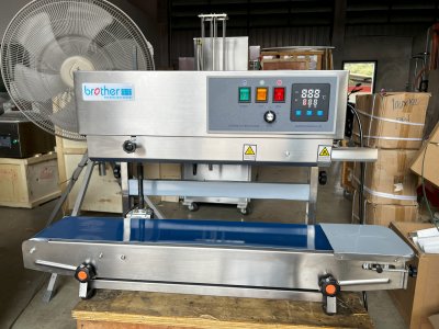 เครื่องซีลสายพานแนวนอน รุ่น FR-900LW