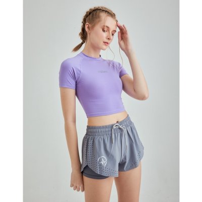 กางเกงวิ่ง ขาสั้นมีซับใน สีขาว Fixme รุ่น Snow