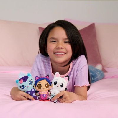 ตุ๊กตา Gabby's Dollhouse: The Movie Meow-mazing Mermaid Plush 3 Pack รอ 7-12 วัน ตุ๊กตา Gabby's Dollhouse: The Movie Meow-mazing Mermaid Plush 3 Pack รอ 7-12 วัน