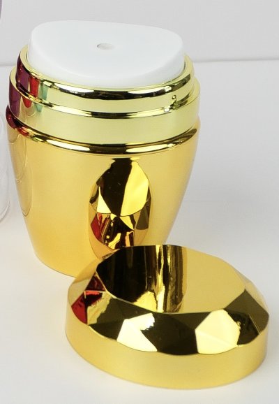 กระปุกครีม