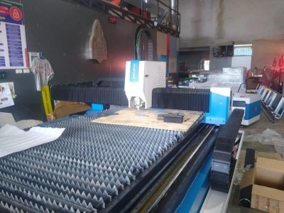 ส่งมอบเครื่อง  Fiber Laser รุ่น LT3015S กำลังเลเซอร์ 1000W พิกัด สเปช มีเดีย จำกัด  กรุงเทพมหานคร